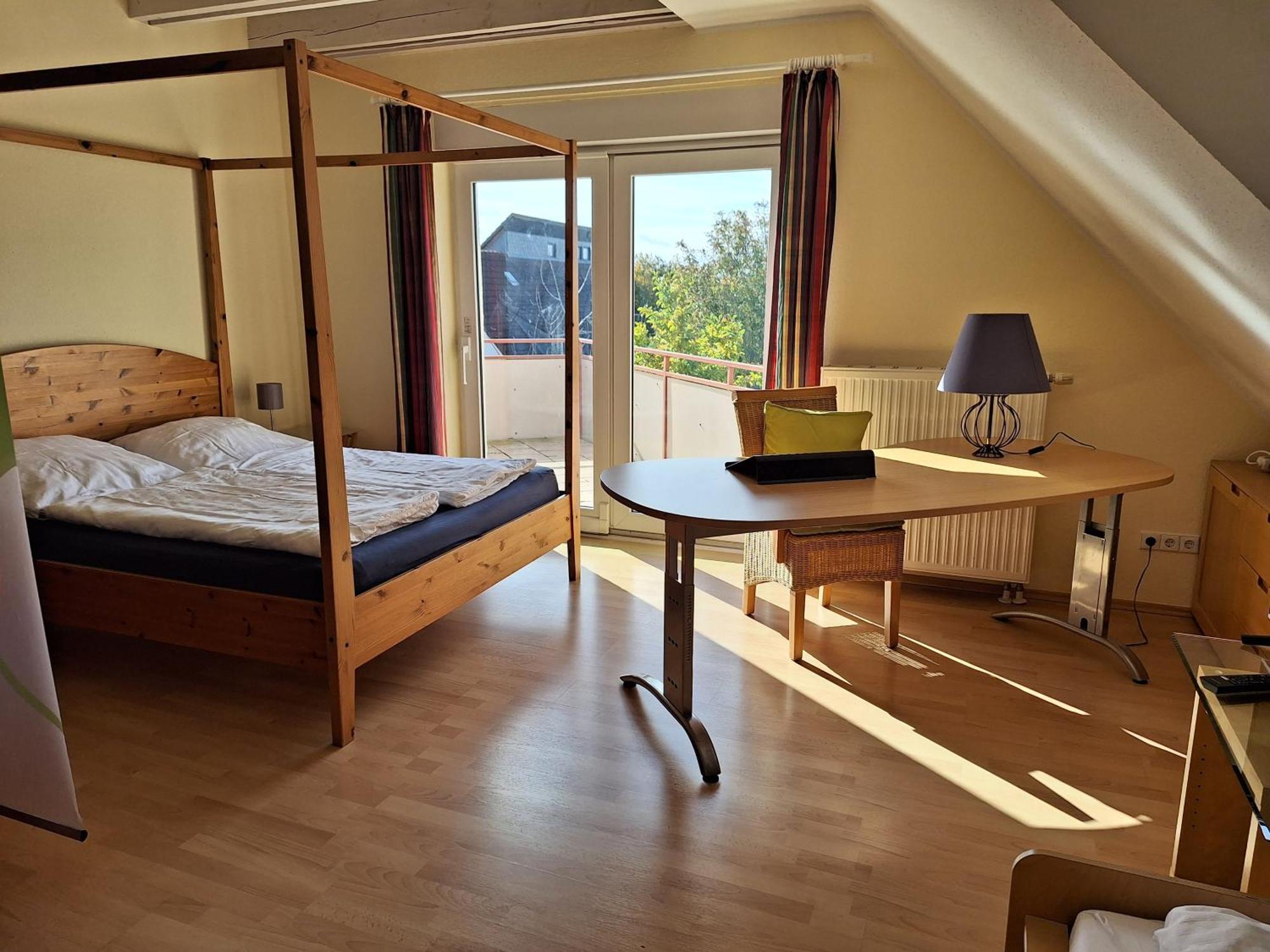 Messeapartment, Messezimmer Sehnde Εξωτερικό φωτογραφία